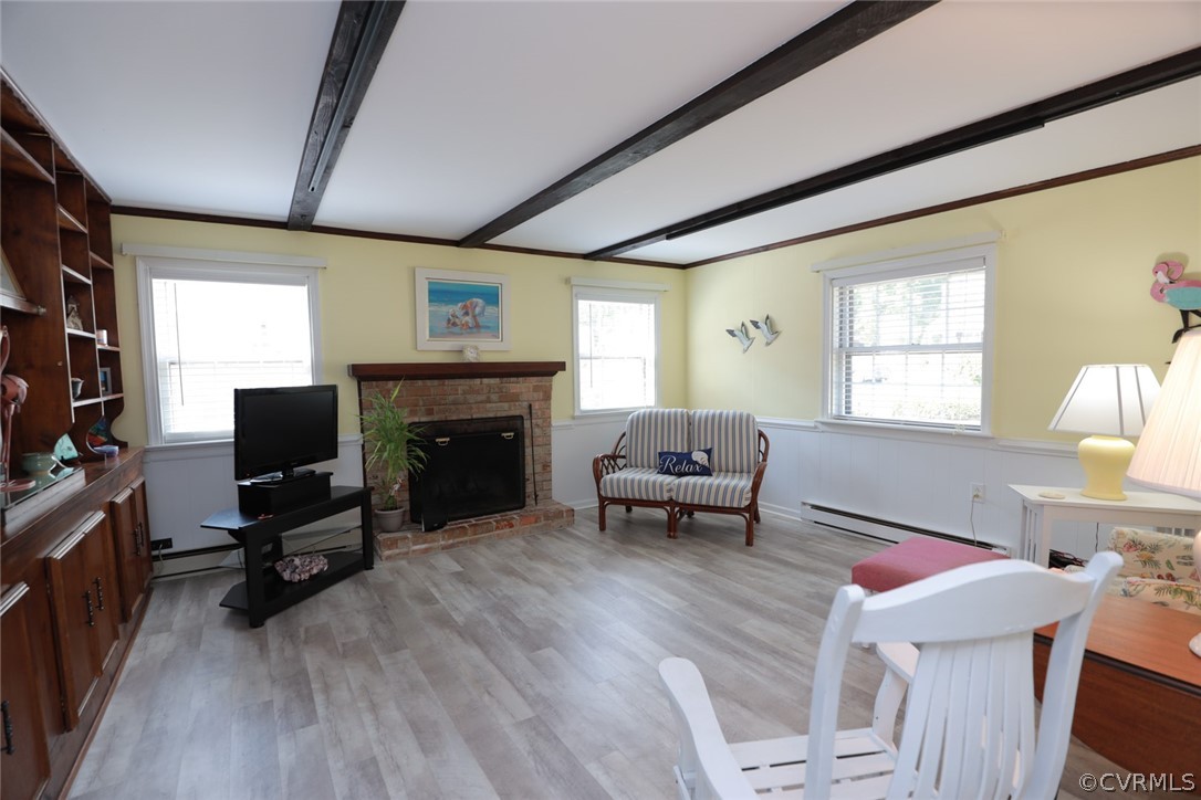 1609 Sandgate Rd