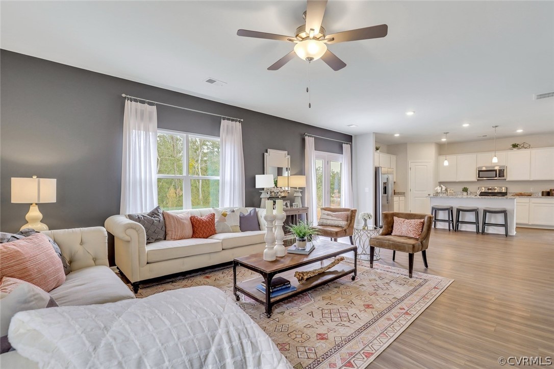 217 Popular Forest Ct