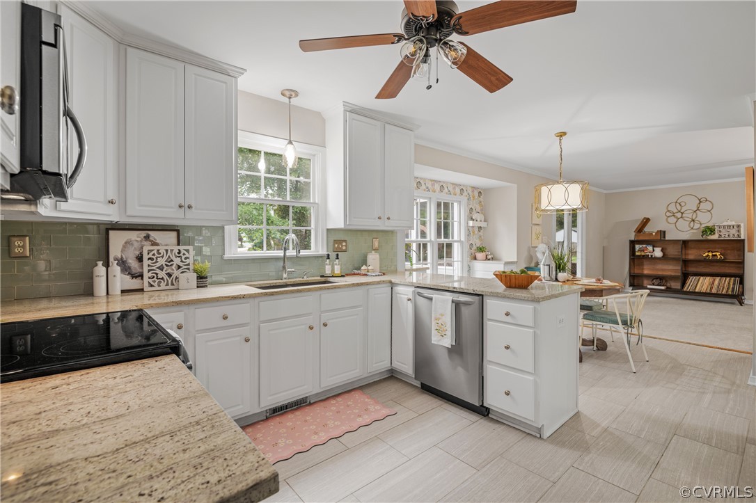 11725 Duxbury Ct