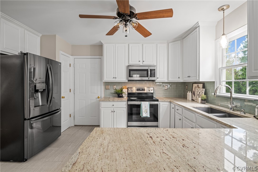 11725 Duxbury Ct