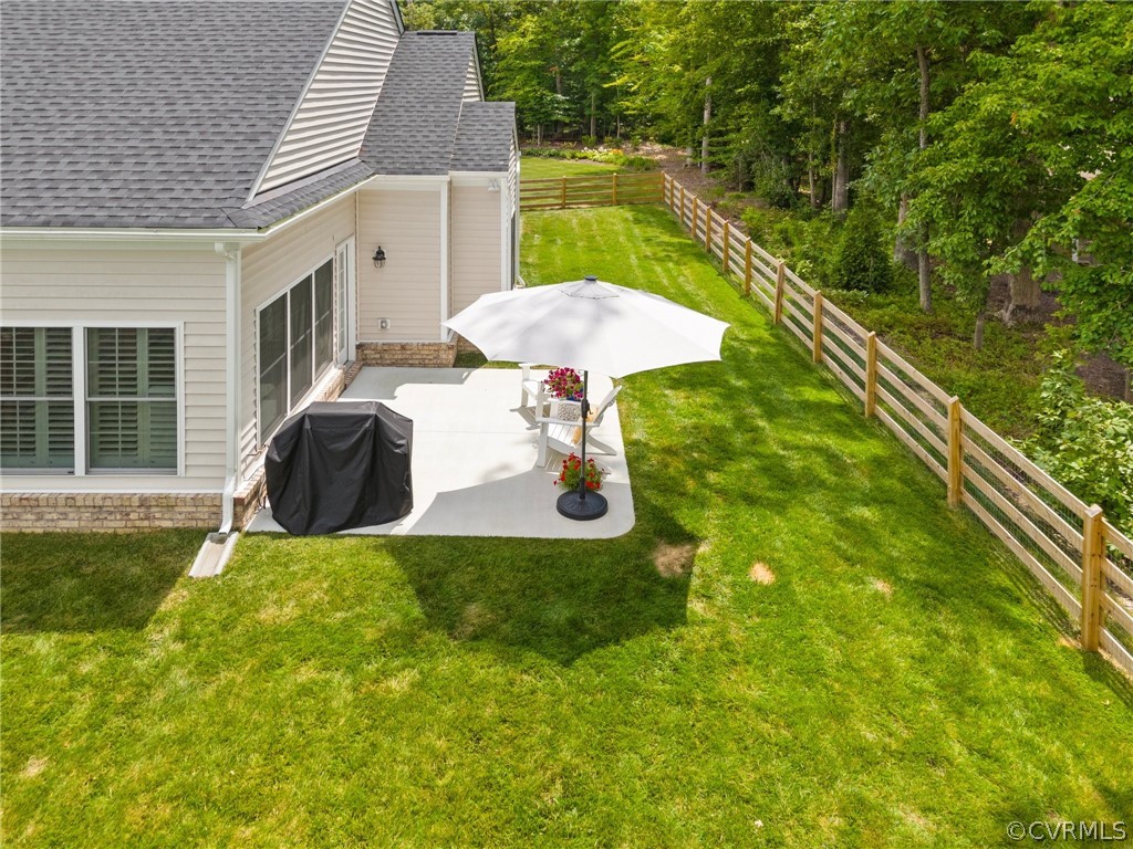 10428 Meadow Woods Ct