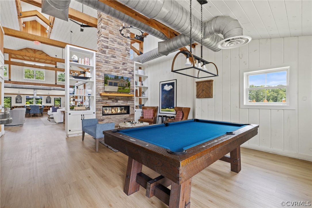 10428 Meadow Woods Ct