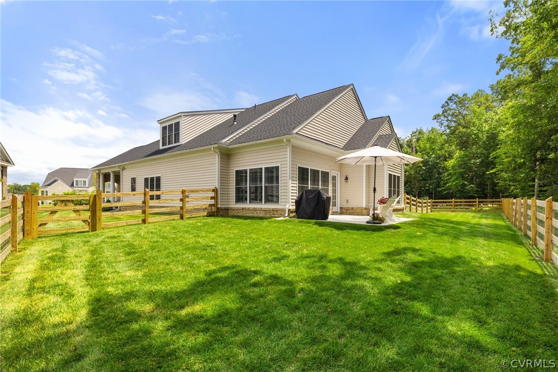 10428 Meadow Woods Ct