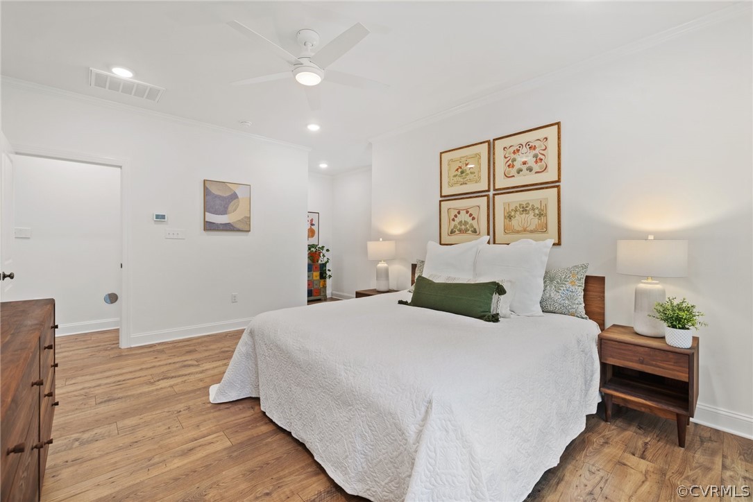 10428 Meadow Woods Ct