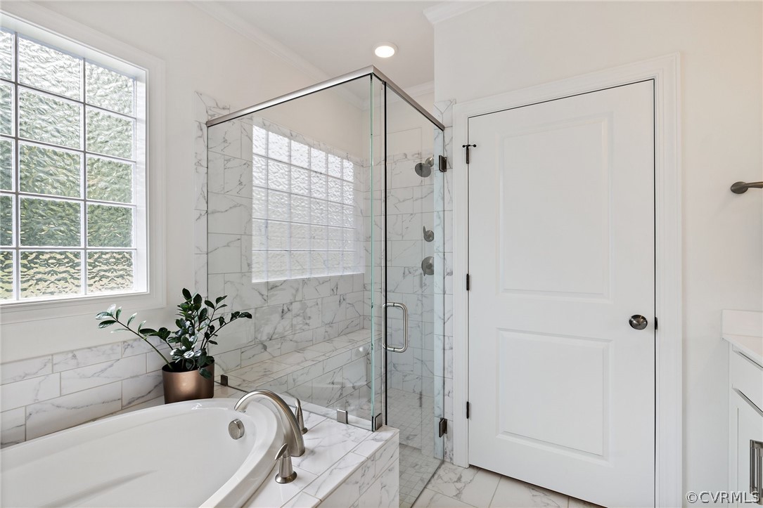 10428 Meadow Woods Ct