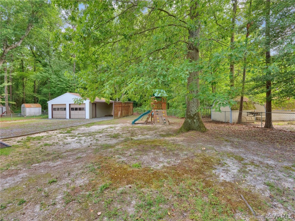 9010 Laurel Oak Ct