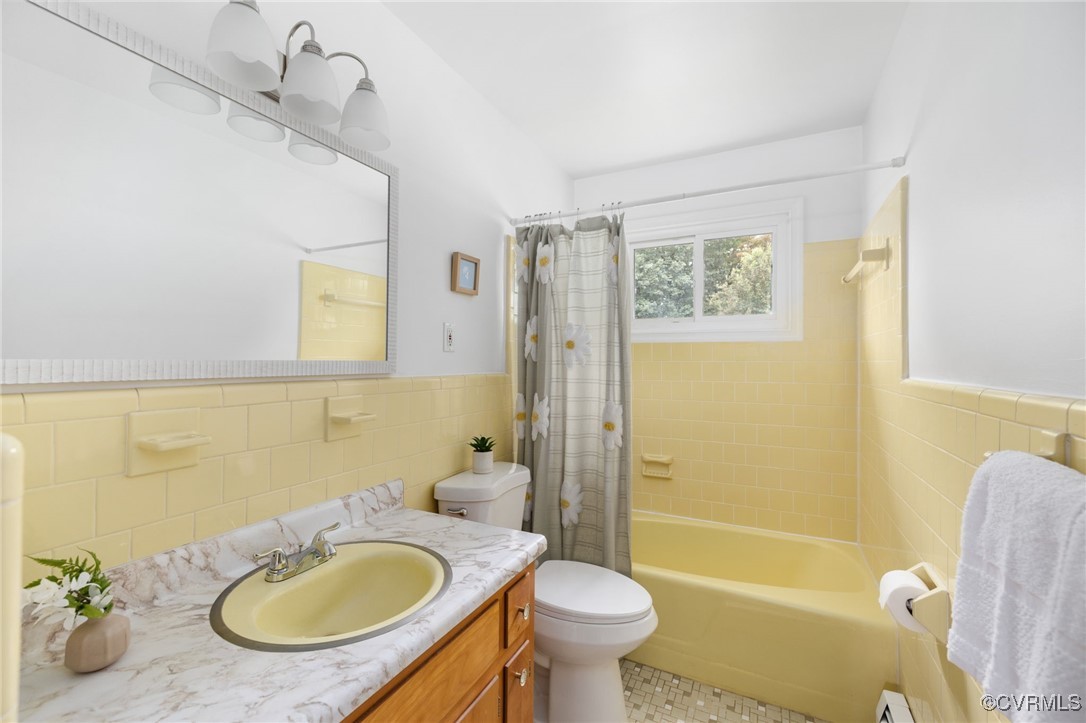 1000 N Cottonwood Rd