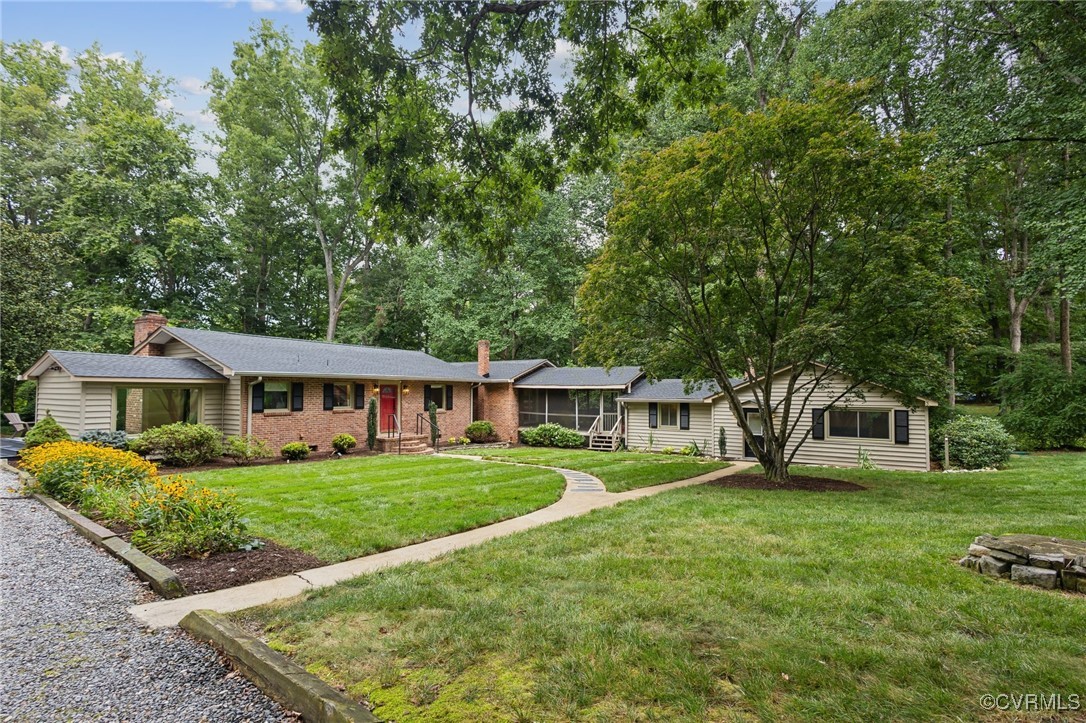 8493 Anderson Ct