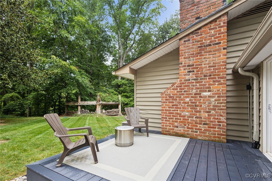 8493 Anderson Ct