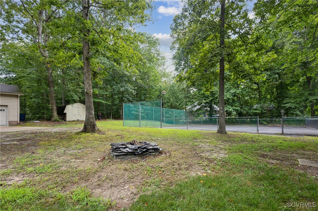 8493 Anderson Ct