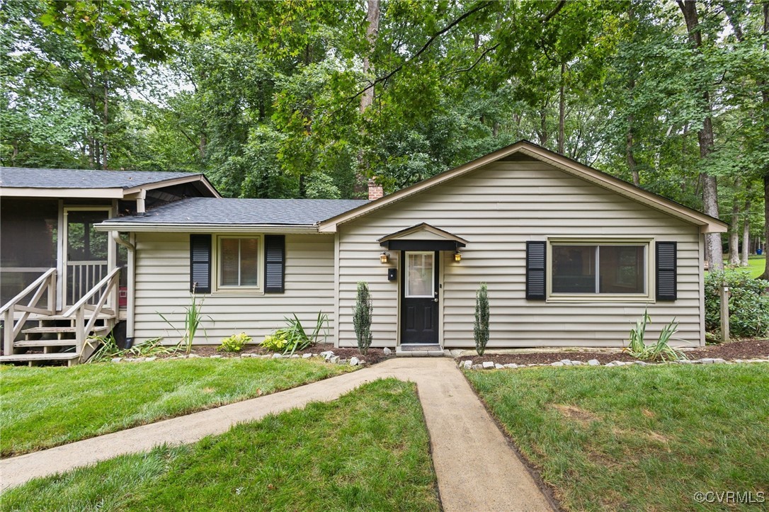 8493 Anderson Ct