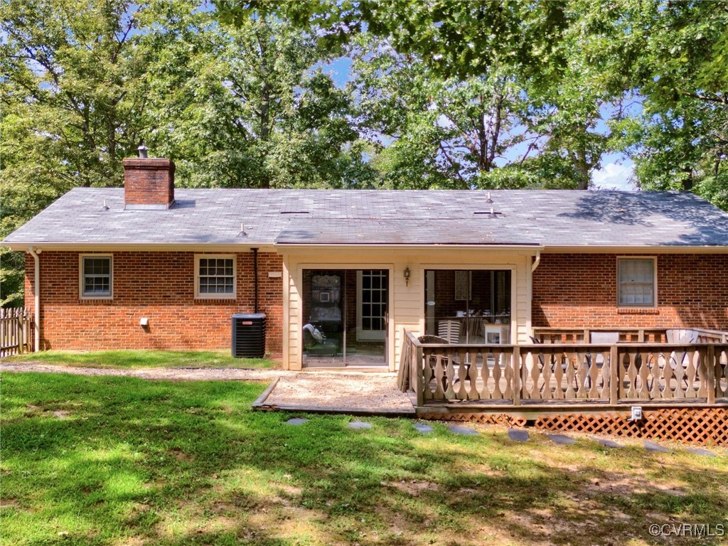 6829 Silliman Dr