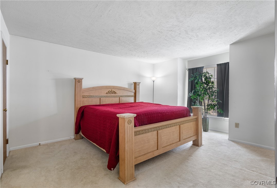 9389 Horse Castle Ct Unit#705