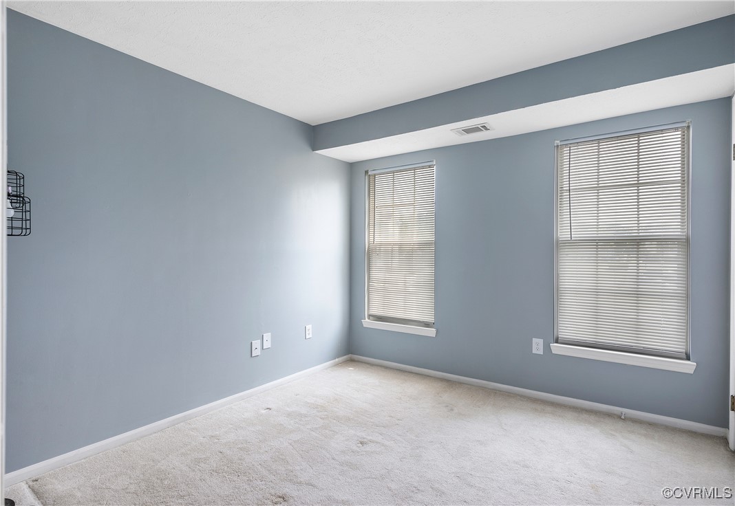 9389 Horse Castle Ct Unit#705