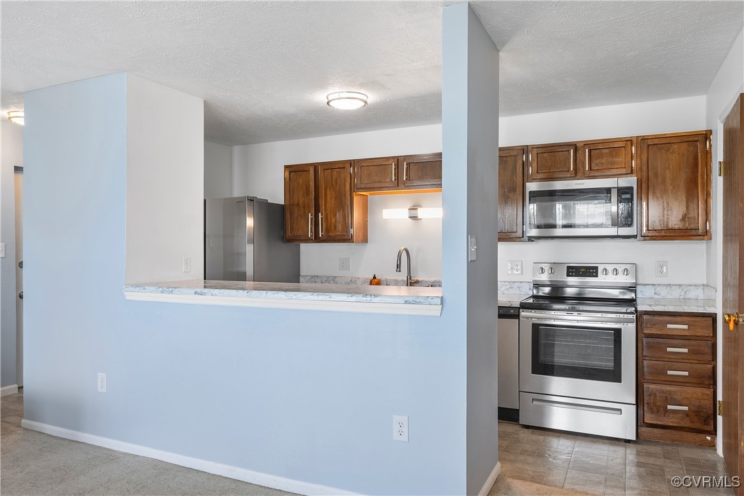 9389 Horse Castle Ct Unit#705