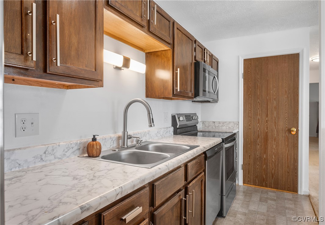 9389 Horse Castle Ct Unit#705