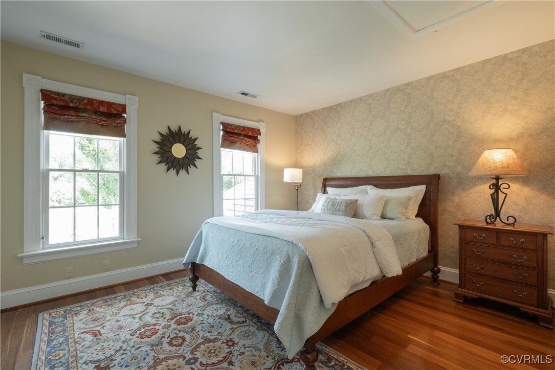 5492 Old Gainesmill Ln