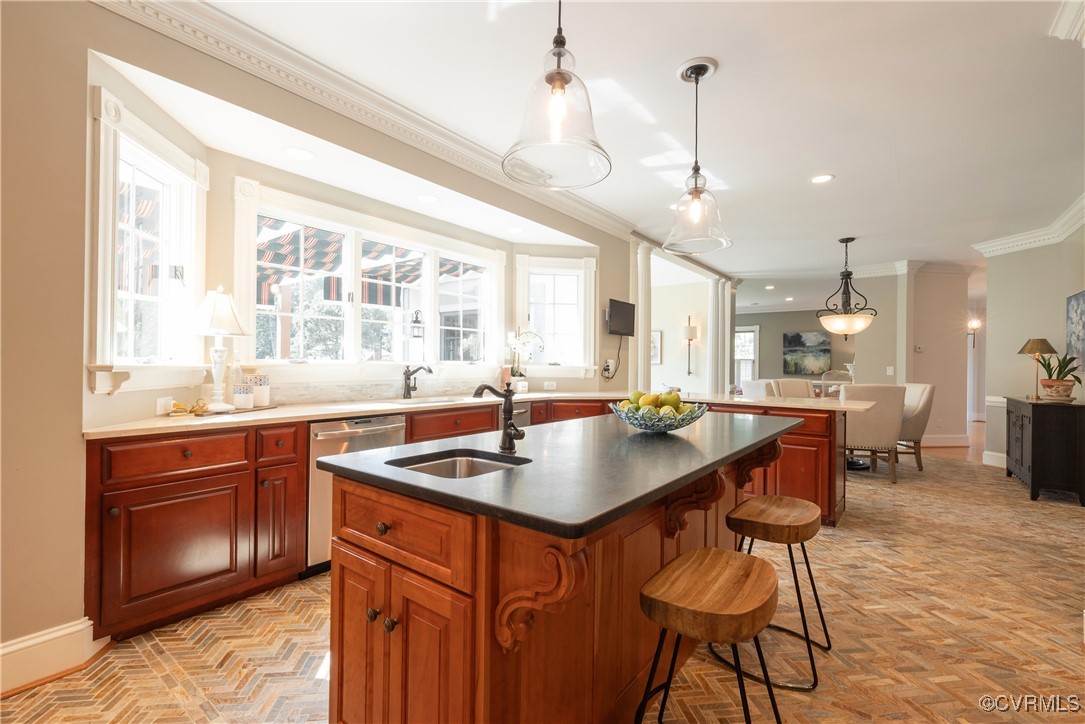 5492 Old Gainesmill Ln