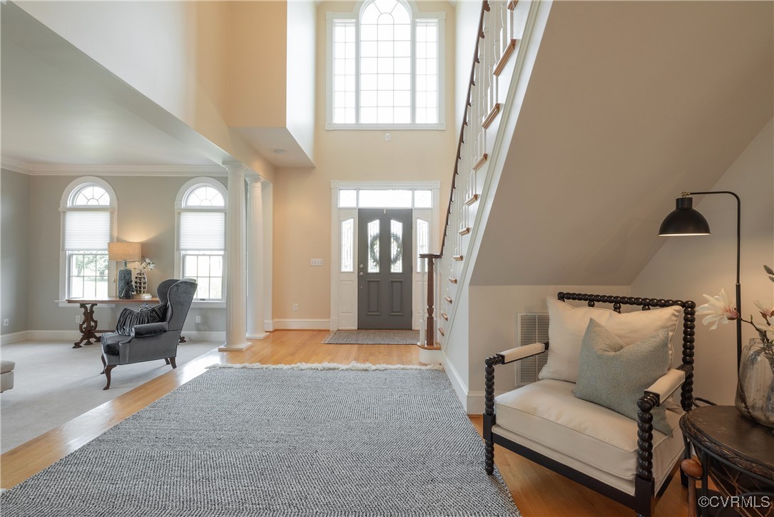 5492 Old Gainesmill Ln