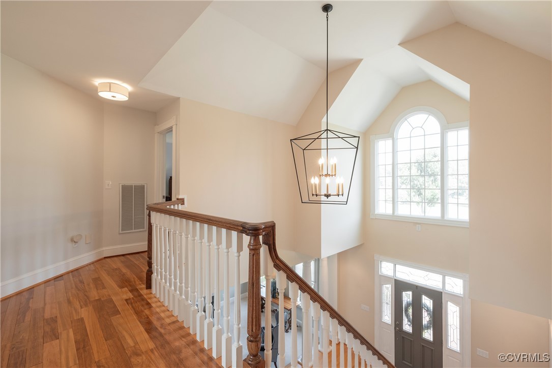 5492 Old Gainesmill Ln