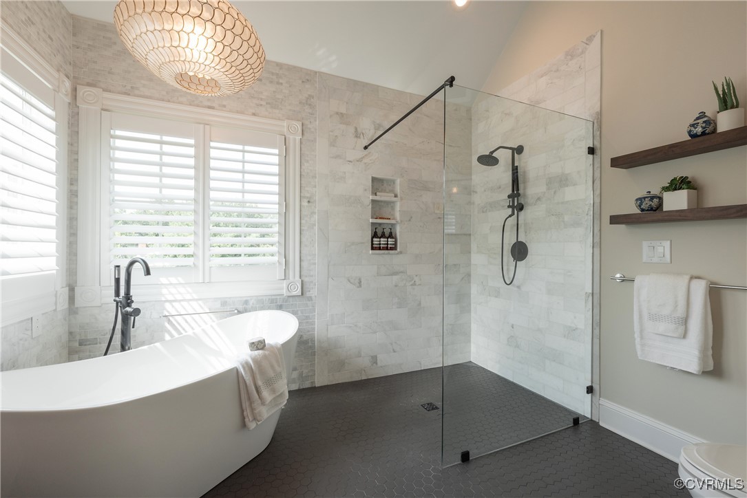 5492 Old Gainesmill Ln