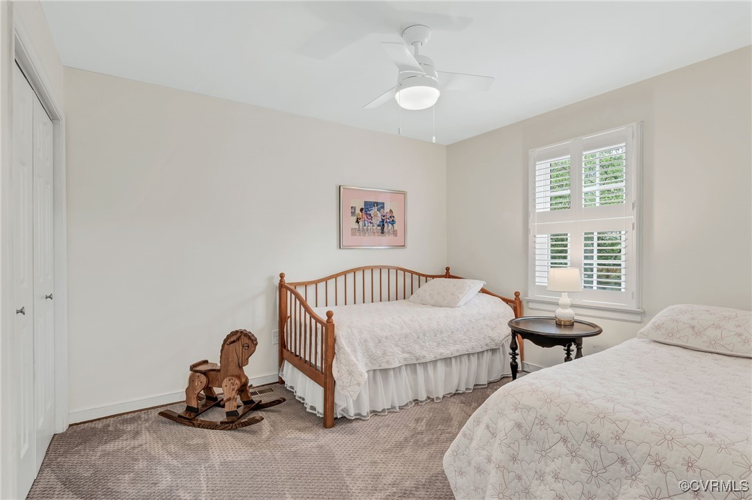 10602 Quarterstaff Ct