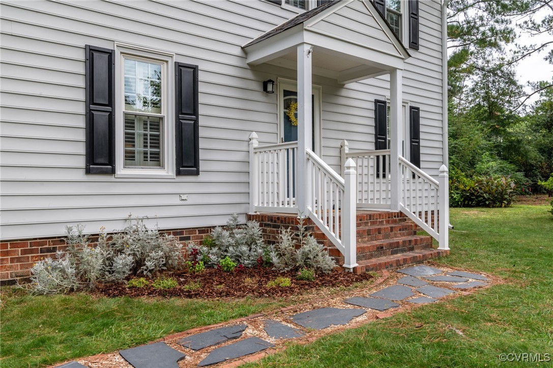 10602 Quarterstaff Ct