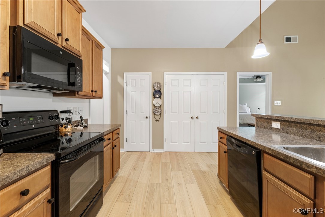 651 Abbey Village Cir Unit#0