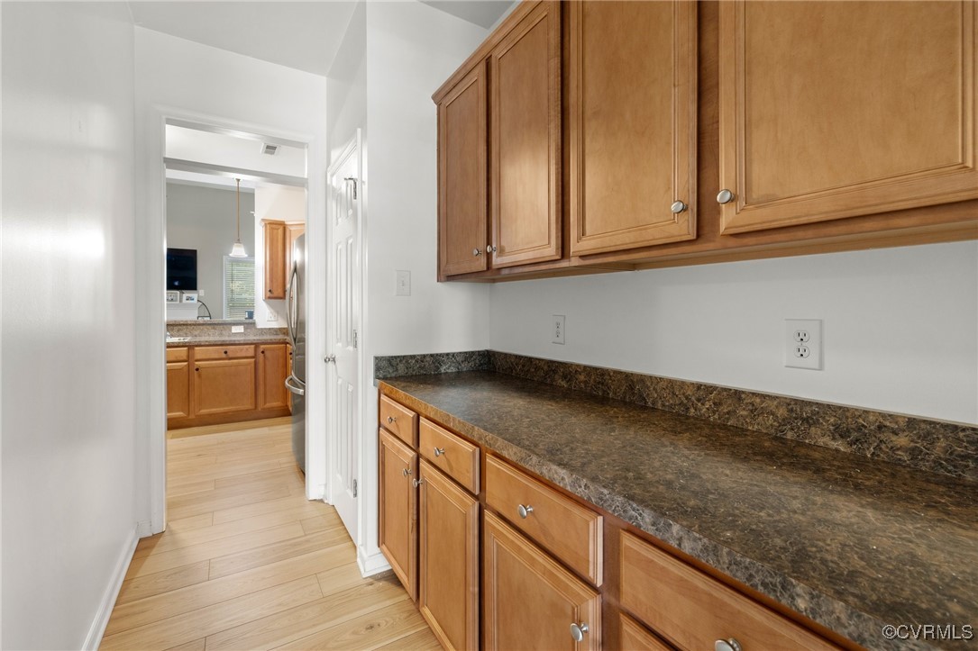 651 Abbey Village Cir Unit#0