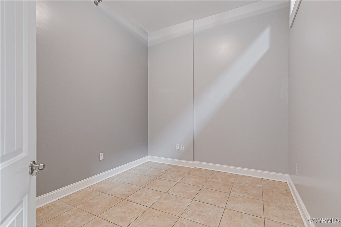 1701 Summit Ave Unit#U4