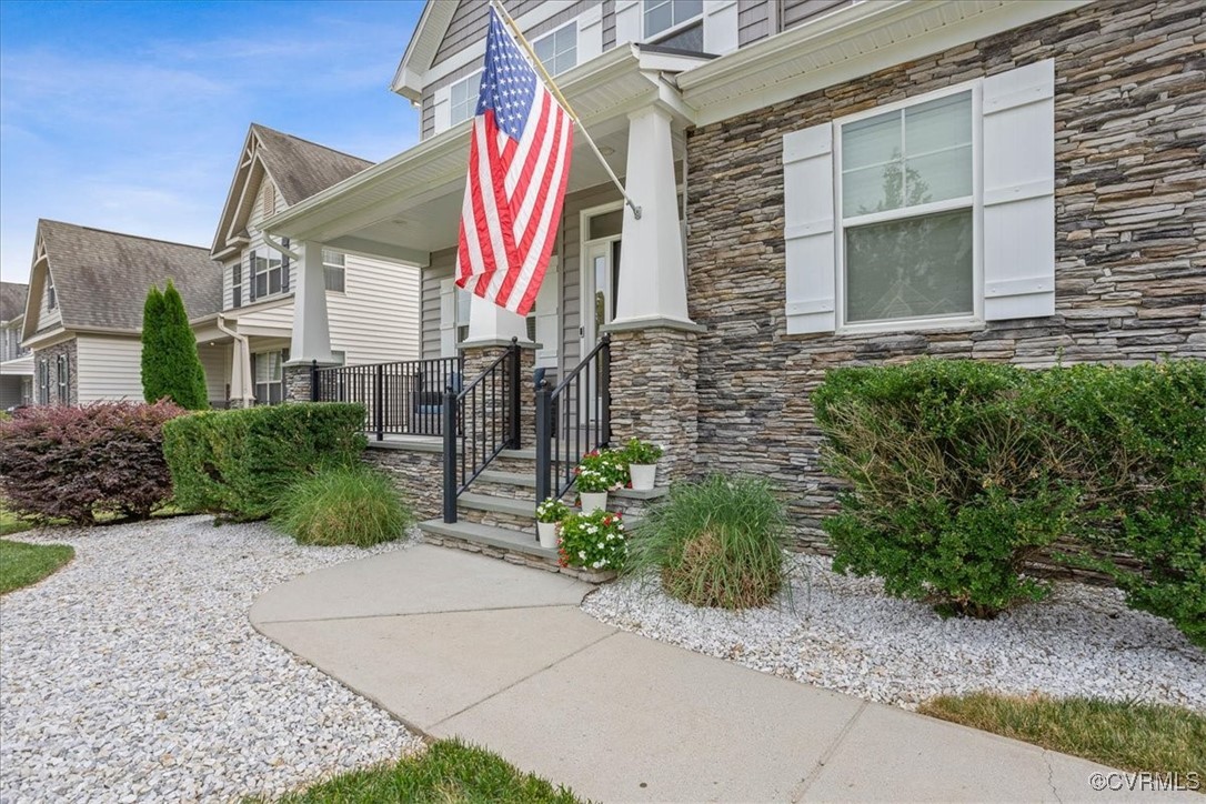 7582 Flowering Magnolia Ln