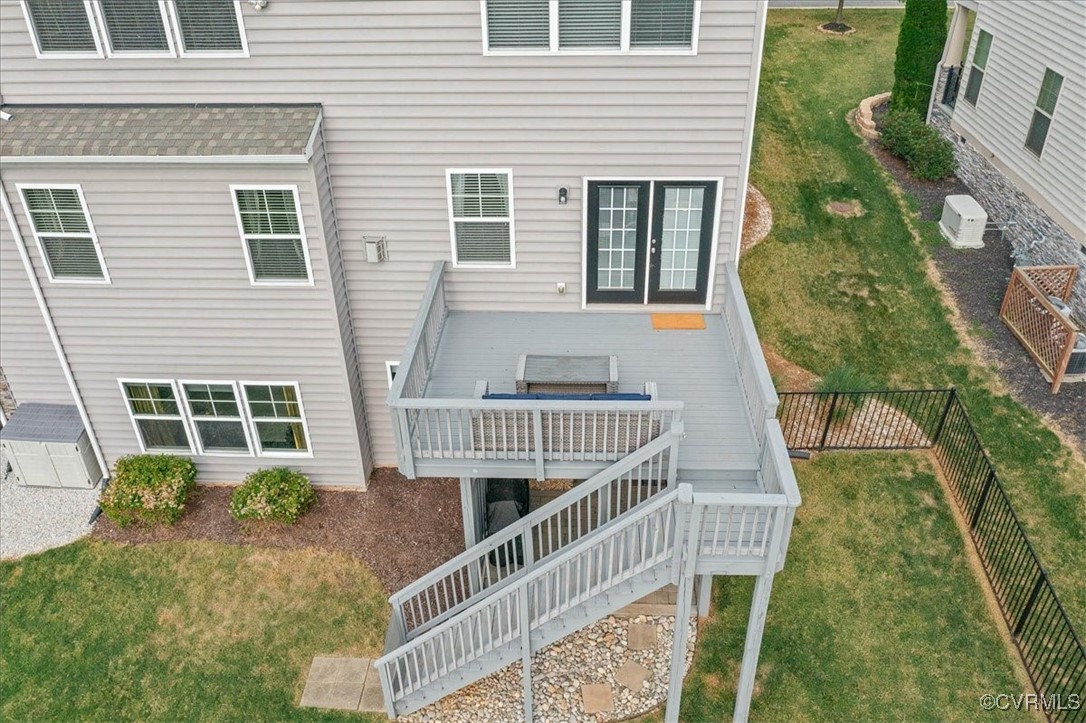 7582 Flowering Magnolia Ln