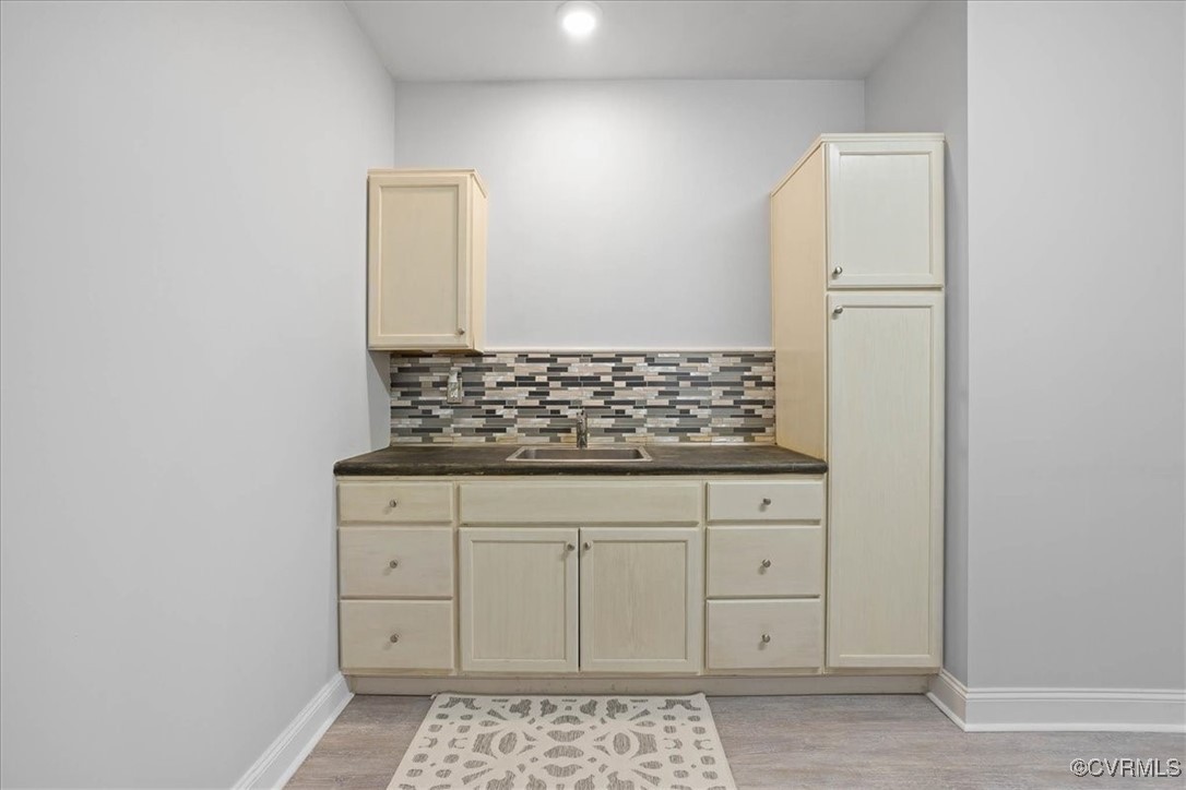 7582 Flowering Magnolia Ln