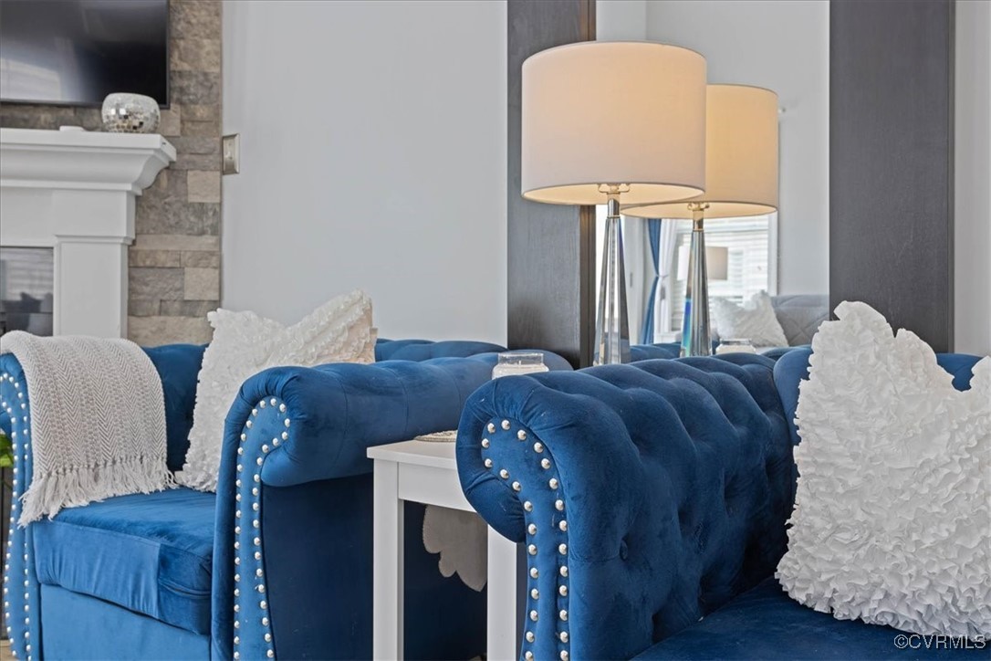 7582 Flowering Magnolia Ln