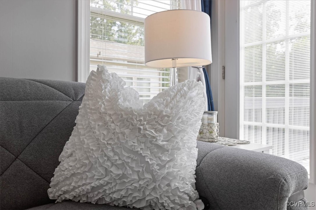 7582 Flowering Magnolia Ln