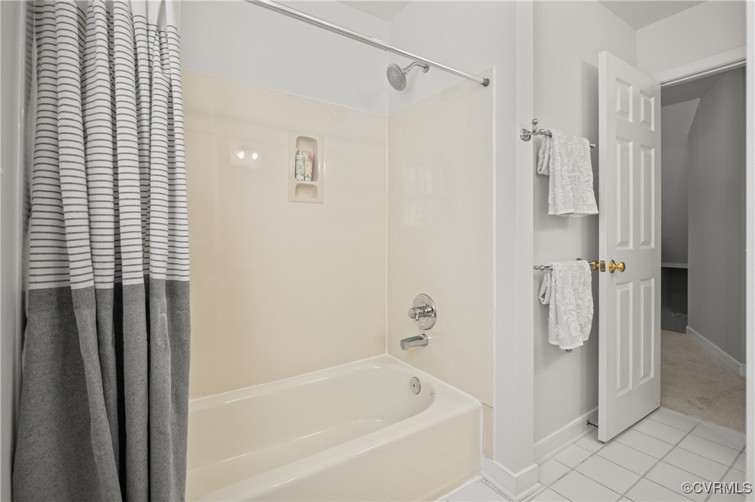 9015 Birdsong Creek Ct