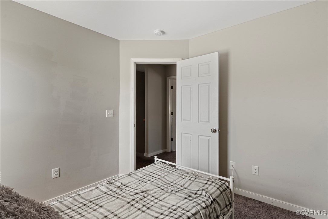 7553 Rolling Hill Rd