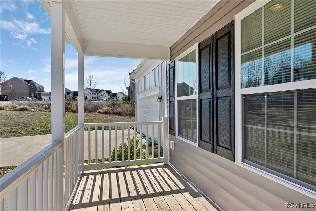 7553 Rolling Hill Rd