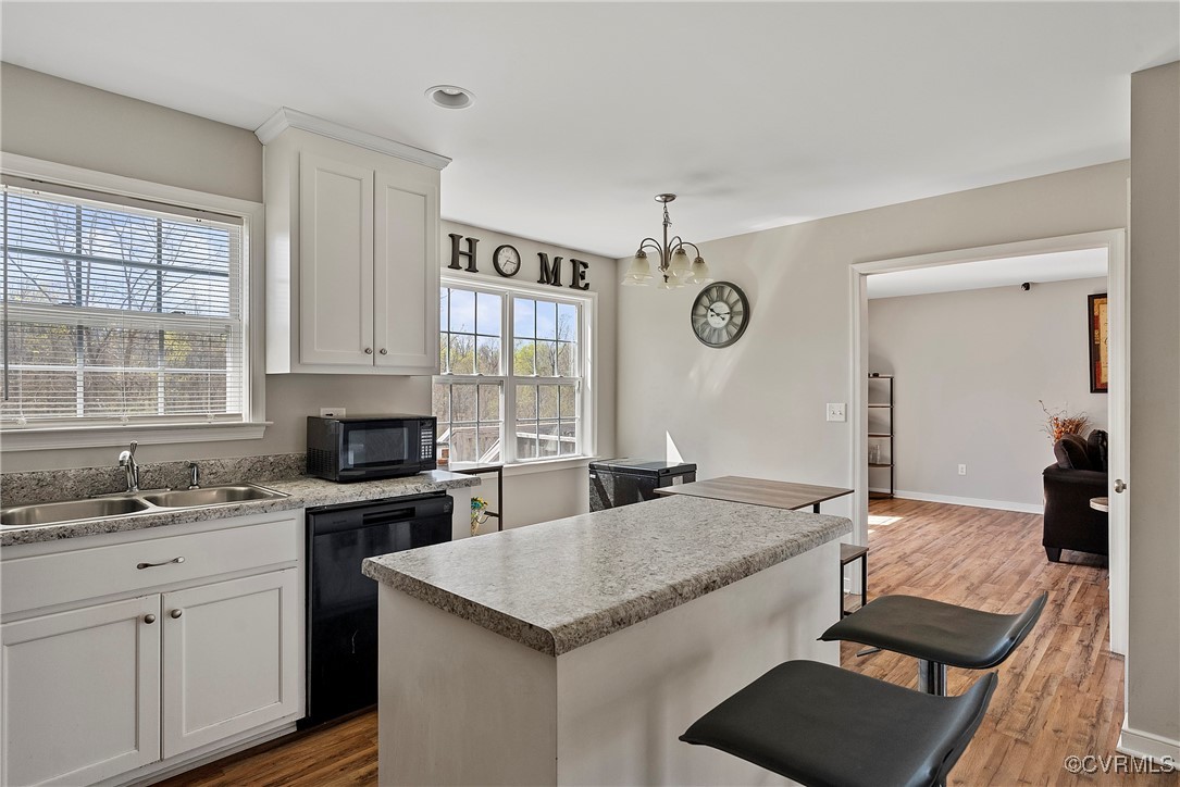 7553 Rolling Hill Rd