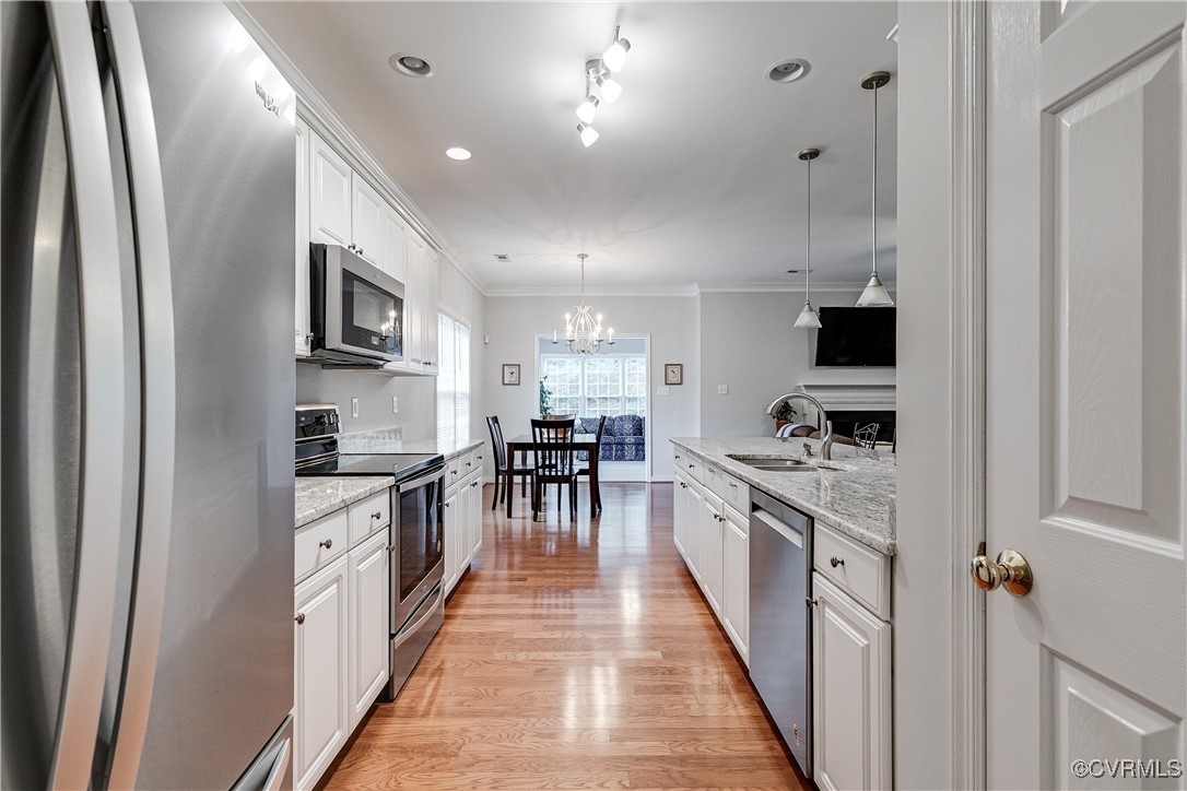 11513 Belmont Park Ln