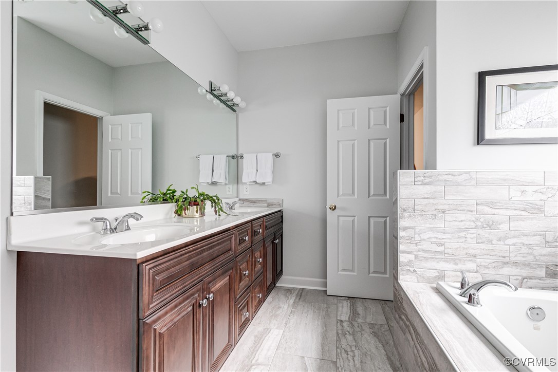 11513 Belmont Park Ln