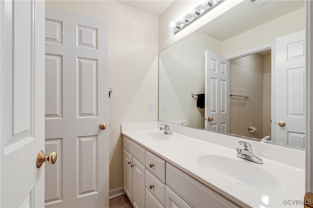 11513 Belmont Park Ln