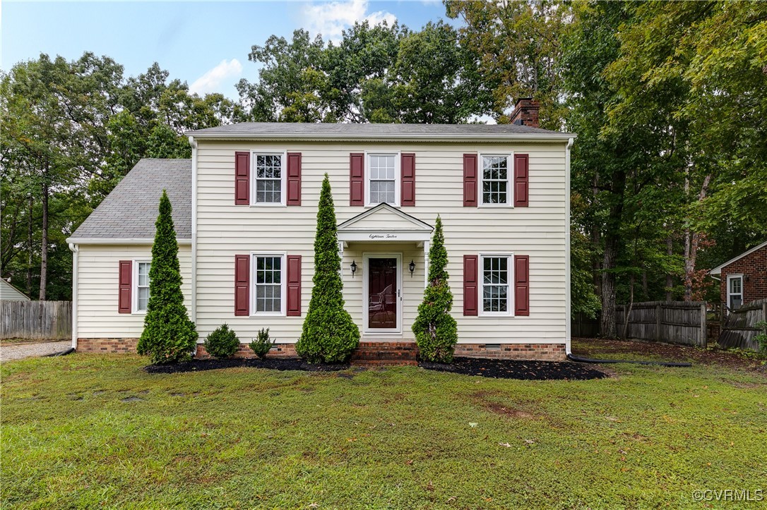 1812 Featherstone Dr