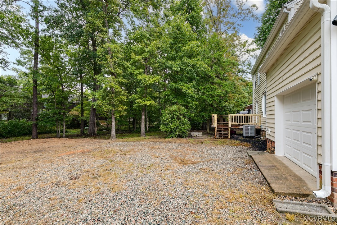 1812 Featherstone Dr