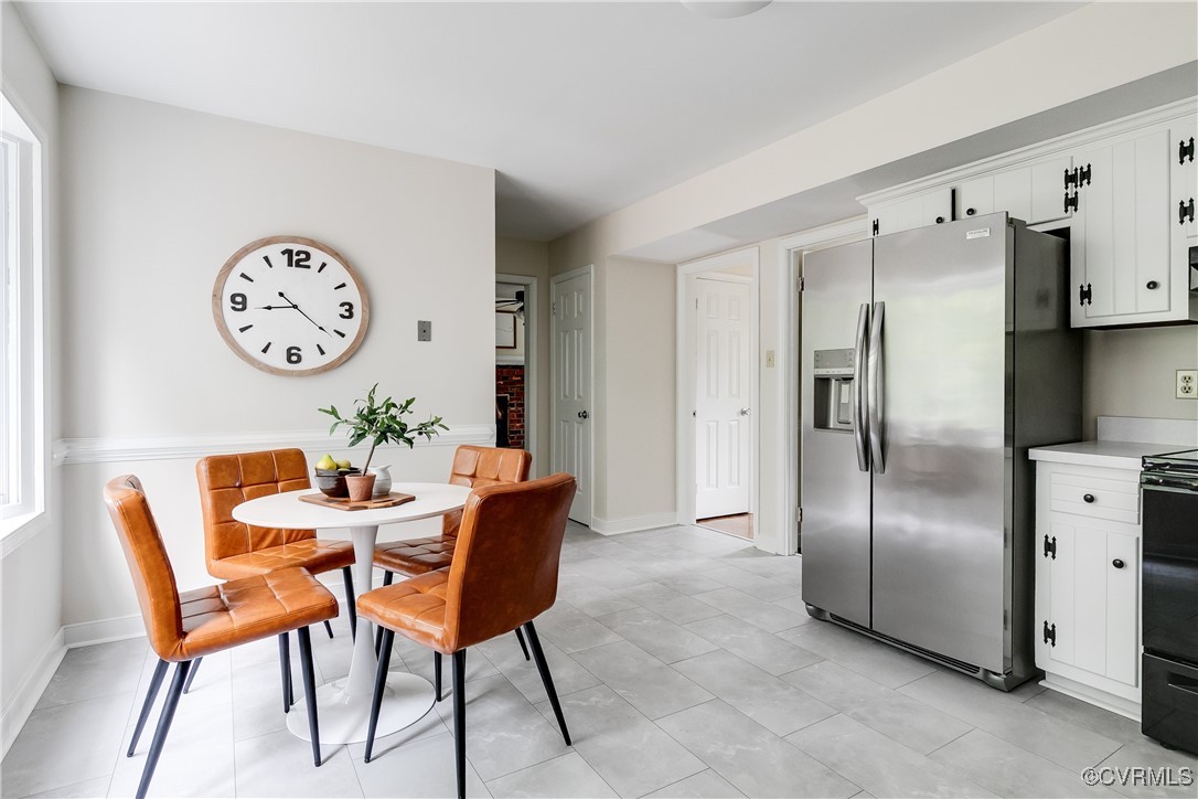 1812 Featherstone Dr