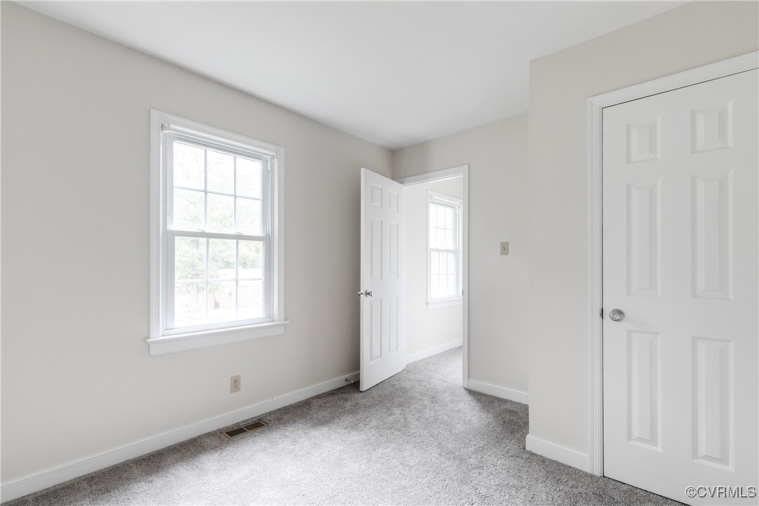 1812 Featherstone Dr