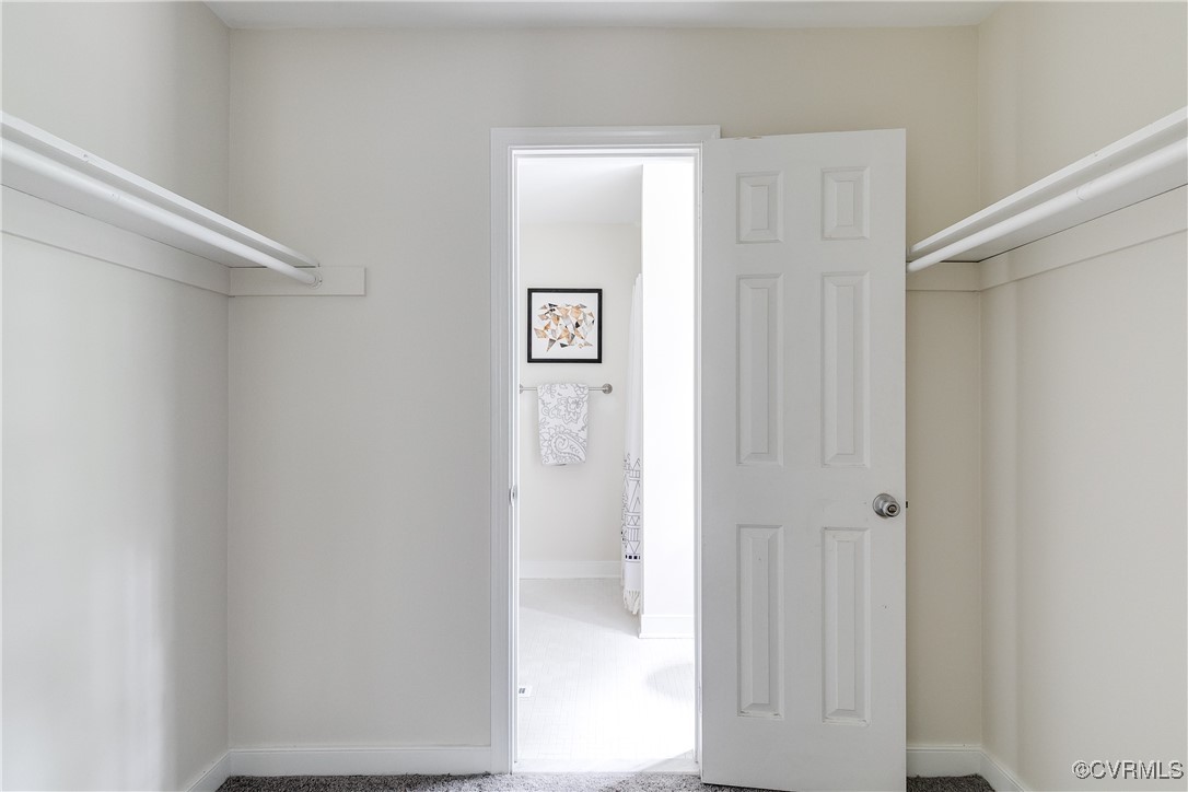 1812 Featherstone Dr