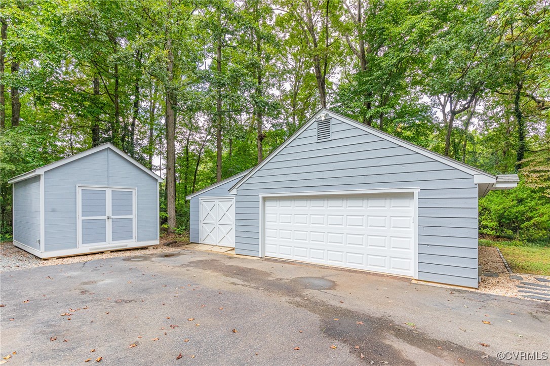 2724 Williamswood Rd