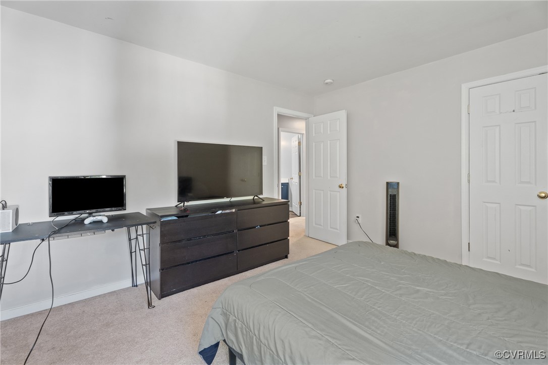 7745 Hampton Green Dr