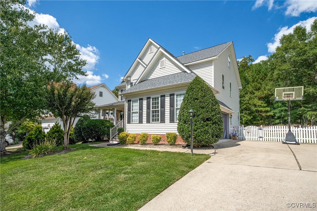 7745 Hampton Green Dr